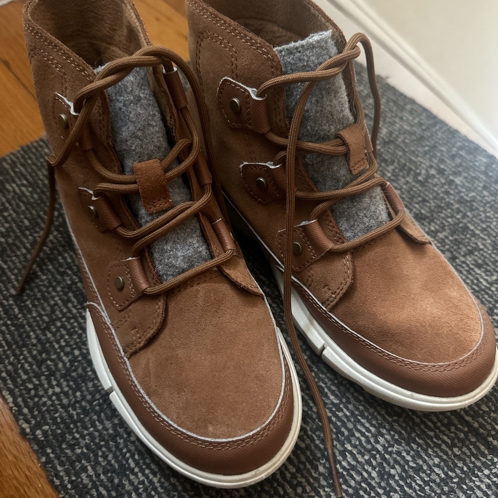 Sorel snow boots